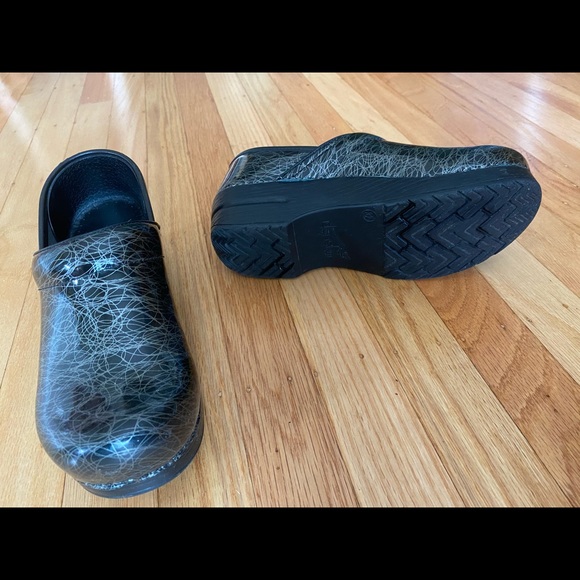 Dansko Clogs - Picture 4 of 5
